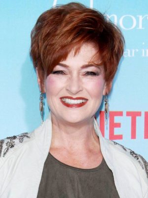 Carolyn Hennesy Height Weight Size Body Measurements Biography Wiki Age