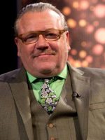 Ray Winstone