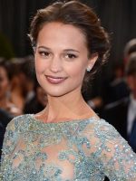 Алисия Викандер