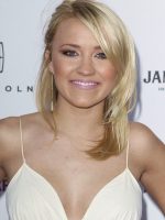 Эмили Осмент