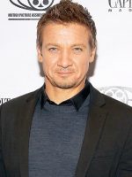 Джереми Реннер