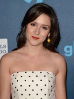 Shannon Woodward