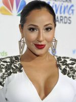 Эдриэнн Байлон