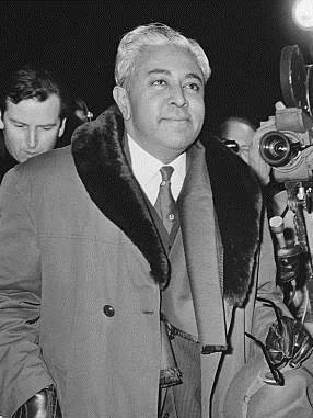 Emil Savundra