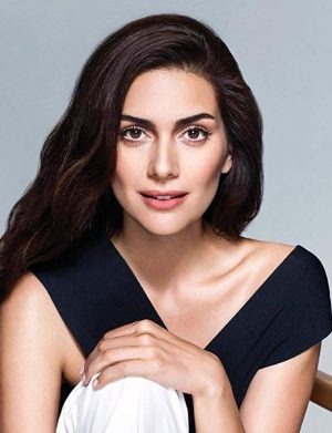 Berguzar Korel