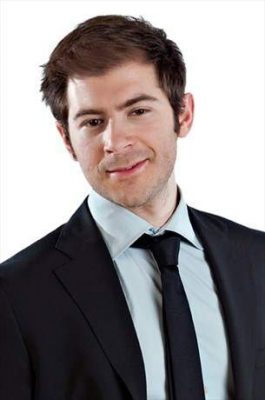 Cem Avnayim