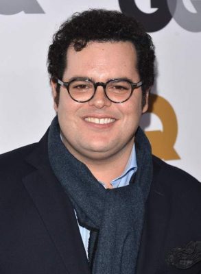 Josh Gad