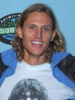 Тайсон Апостол