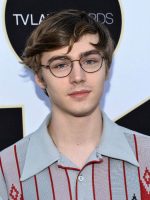 Miles Heizer