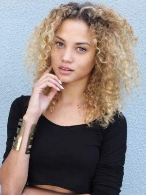 Pin on Rose Bertram & Gregory van der Wiel