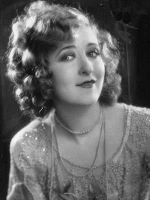 Mildred Harris • Height, Weight, Size, Body Measurements, Biography ...