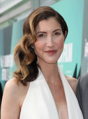 Jackie Sandler • Height, Weight, Size, Body Measurements, Biography ...