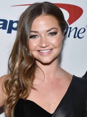 How old is erika costell
