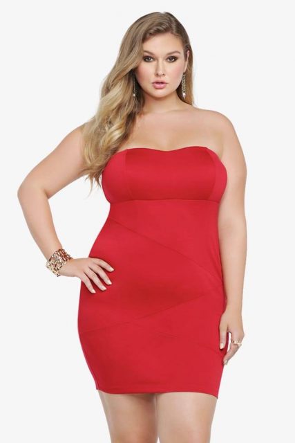 Hunter McGrady • Height, Weight, Size, Body Measurements, Biography ...