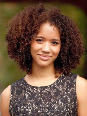 Jasmin Savoy Brown Height Weight Size Body Measurements