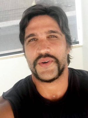Leo Chaves