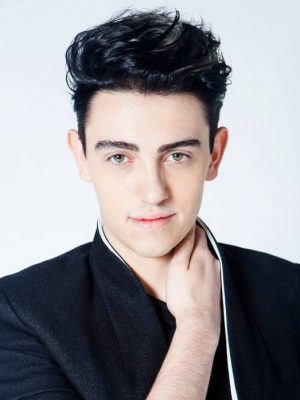 Michele Bravi Height Weight Size Body Measurements Biography