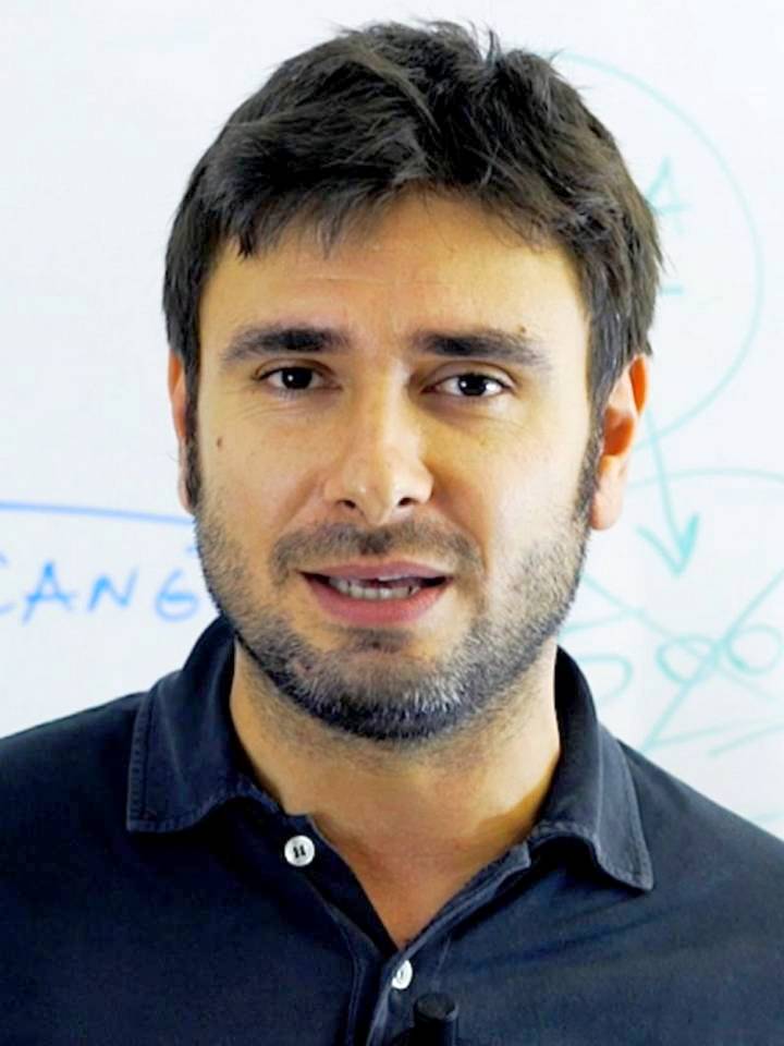 Alessandro Di Battista: altezza, peso, vita privata, carriera, Instagram