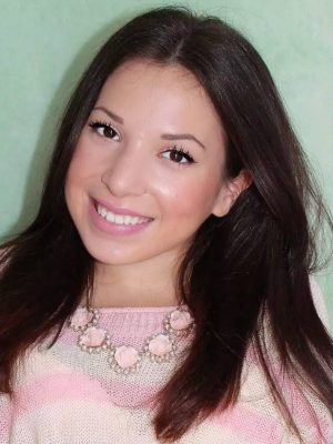 ElsaMakeup