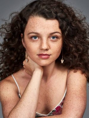 Stefania LaVie Owen