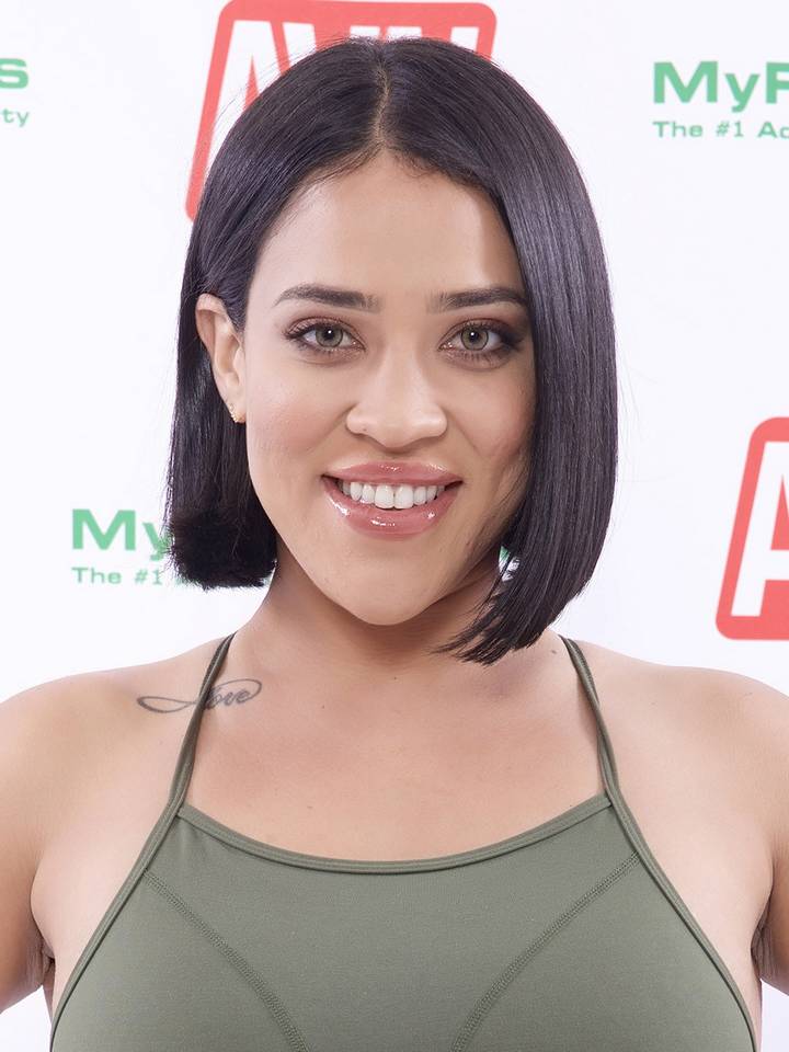 Sahara Leone • Height, Weight, Size, Body Measurements, Biography, Wiki