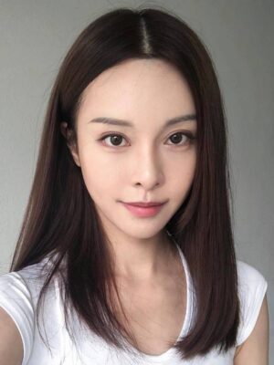 Cathryn Lee