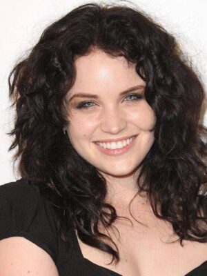 Lindsay Pearce