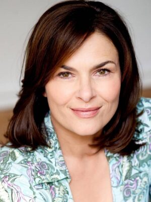 Barbara Auer
