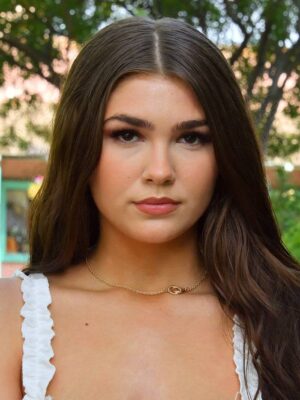 Aria Taylor