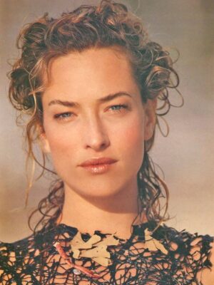 Tatjana Patitz • Taille, Poids, Mensurations, Age, Biographie, Wiki