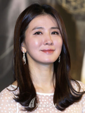 Lee Il Hwa Height, Weight, Size, Body Measurements, Biography, Wiki ...