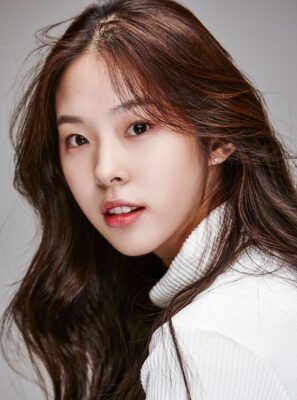 Seo Eun Soo Height, Weight, Size, Body Measurements, Biography, Wiki ...