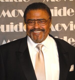 Rosey Grier • Height, Weight, Size, Body Measurements, Biography, Wiki, Age