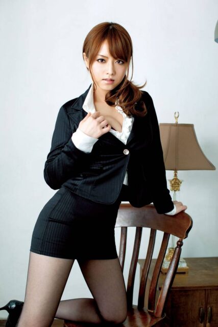 Akiho Yoshizawa