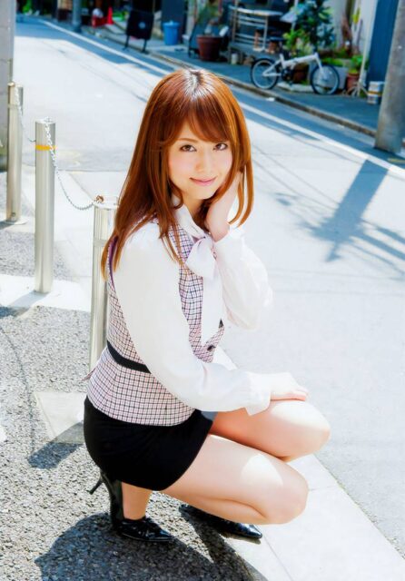 Akiho Yoshizawa