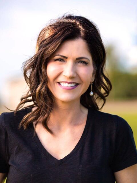 Kristi Noem • Height, Weight, Size, Body Measurements, Biography, Wiki, Age