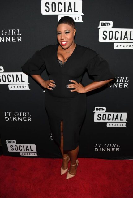 Symone Sanders • Height Weight Size Body Measurements Biography Wiki Age